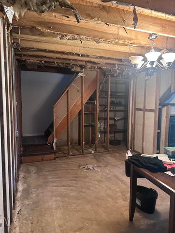 1865 Blair School Road, Russell Springs, KY 42642