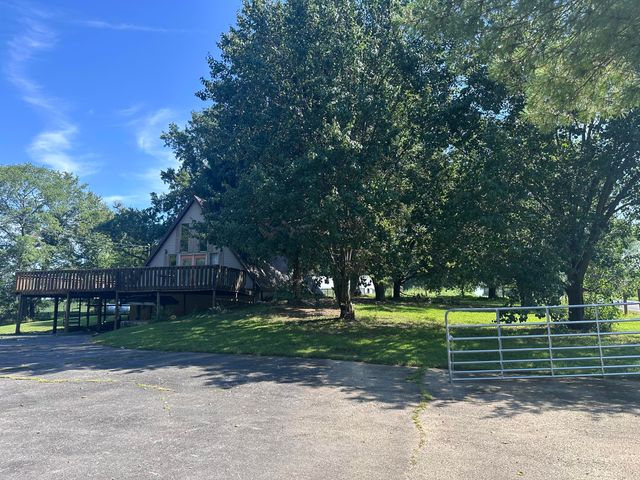 1865 Blair School Road, Russell Springs, KY 42642