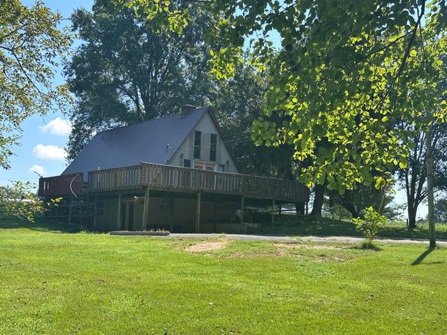 1865 Blair School Road, Russell Springs, KY 42642