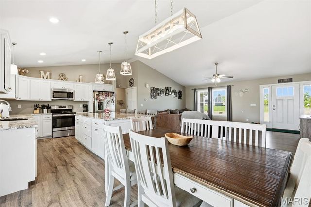 150 Moore Estates Drive, Troy, MO 63379