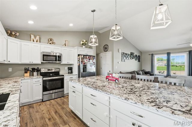 150 Moore Estates Drive, Troy, MO 63379