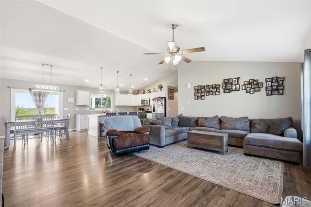150 Moore Estates Drive, Troy, MO 63379