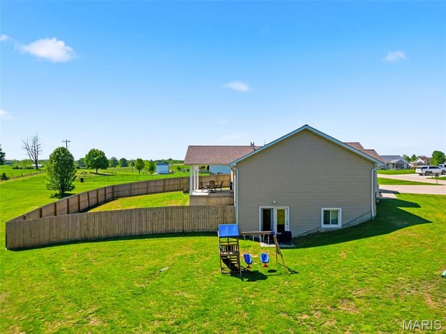 150 Moore Estates Drive, Troy, MO 63379