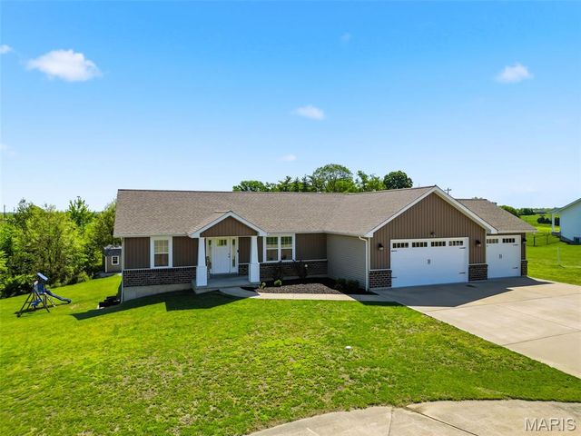 150 Moore Estates Drive, Troy, MO 63379