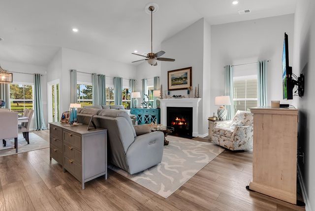 5672 Canary Island Ct., Myrtle Beach, SC 29577