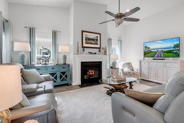 5672 Canary Island Ct., Myrtle Beach, SC 29577