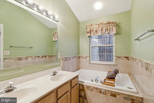 12608 MARLTON CENTER DR, Upper Marlboro, MD 20772