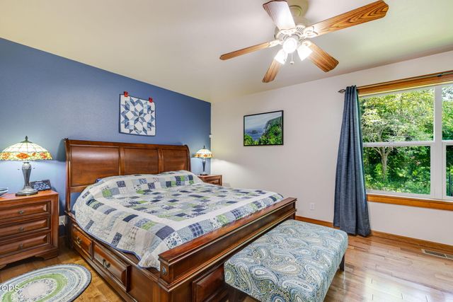 3350 NE Stonebrook Loop, Bend, OR 97701
