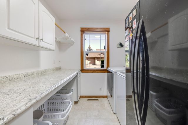 3350 NE Stonebrook Loop, Bend, OR 97701