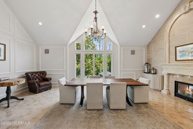 1 Cherokee Court, Morganville, NJ 07751