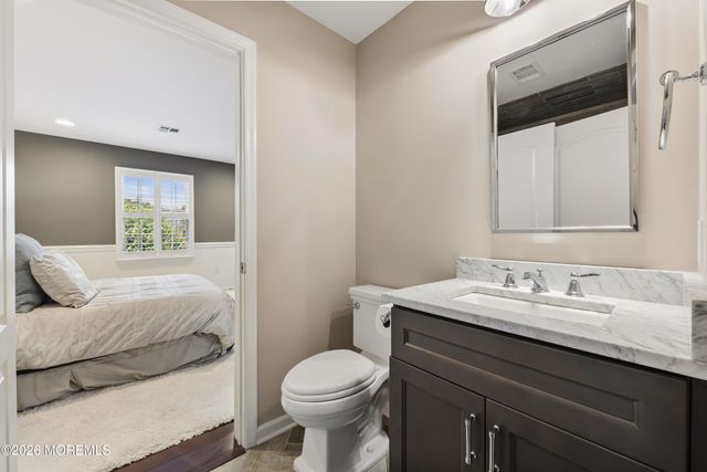 1 Cherokee Court, Morganville, NJ 07751