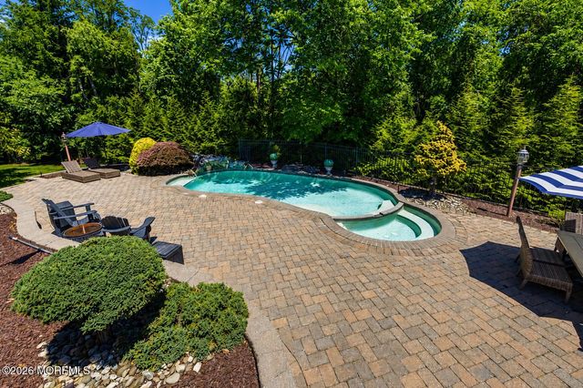 1 Cherokee Court, Morganville, NJ 07751