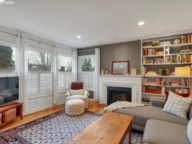 350 RURAL Ave S, Salem, OR 97301