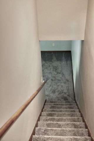 711 WOODRIDGE DR, Columbia, MO 65201