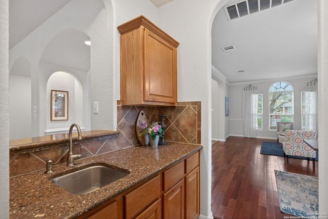 22711 San Saba Blf, San Antonio, TX 78258