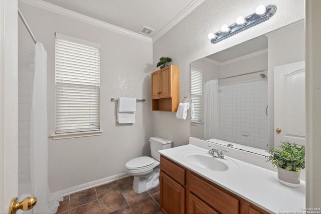 22711 San Saba Blf, San Antonio, TX 78258