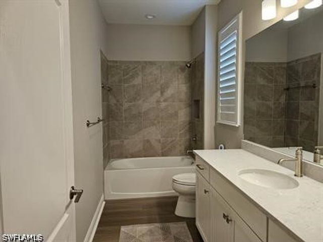 2280 PRIORY LN 1108, Naples, FL 34120