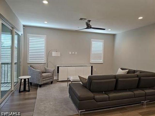2280 PRIORY LN 1108, Naples, FL 34120