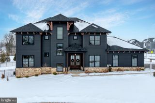 5848 WILD LILAC DR #17, East Petersburg, PA 17520