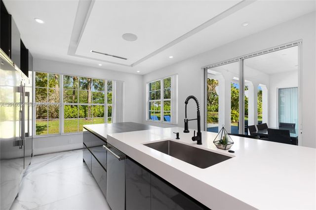 8072 NW 123rd Ter 0, Parkland, FL 33076