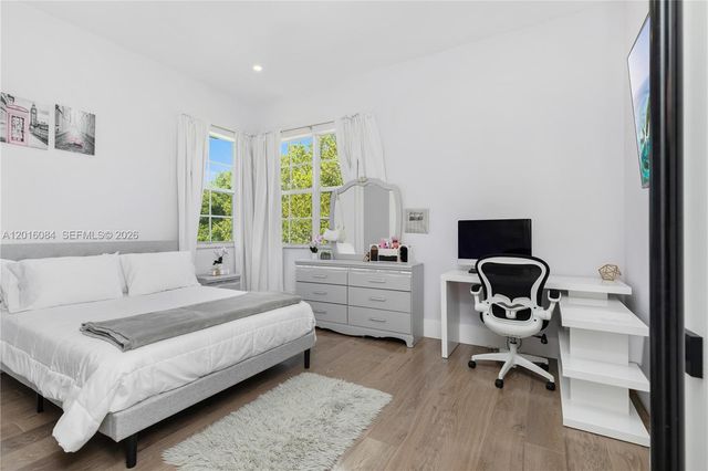 8072 NW 123rd Ter 0, Parkland, FL 33076