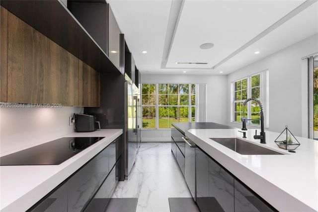 8072 NW 123rd Ter 0, Parkland, FL 33076