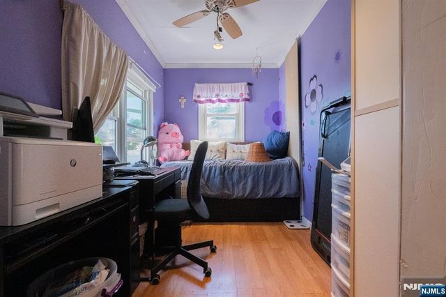 3 6th, Wanaque, NJ 07420