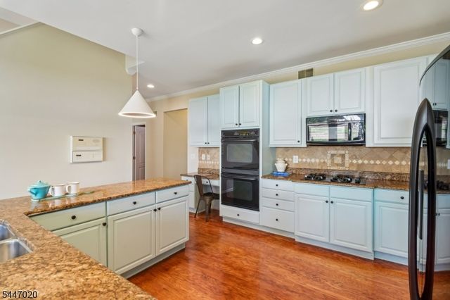 7 Coggins Ln, West Orange Twp., NJ 07052