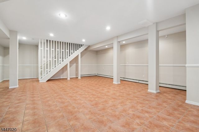 7 Coggins Ln, West Orange Twp., NJ 07052