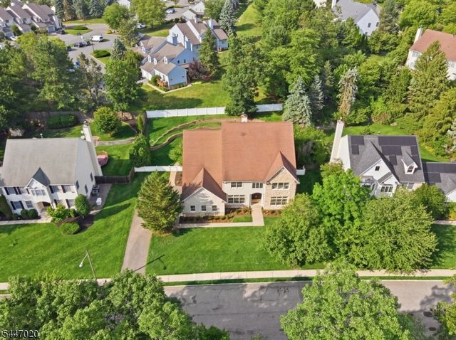7 Coggins Ln, West Orange Twp., NJ 07052