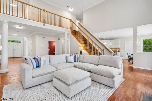 7 Coggins Ln, West Orange Twp., NJ 07052