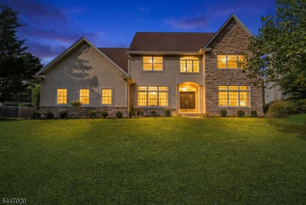 7 Coggins Ln, West Orange Twp., NJ 07052