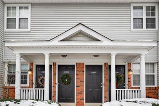 8914 Eager Road, Brentwood, MO 63144