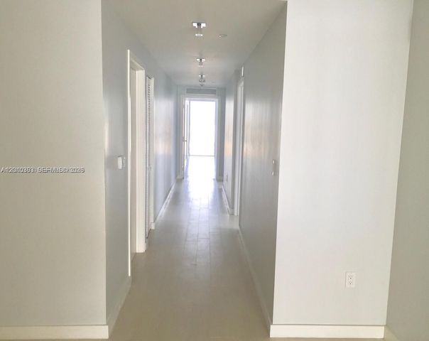 600 NE 27th St 2001, Miami, FL 33137