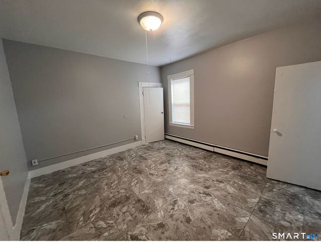 492 Broad Street, Hartford, CT 06106