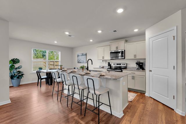 4723 Masterson Lane, Boiling Springs, SC 29316