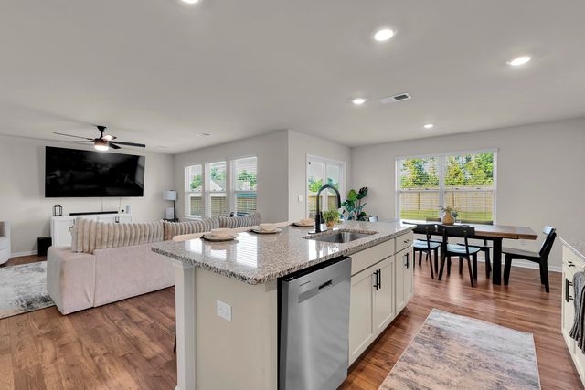4723 Masterson Lane, Boiling Springs, SC 29316