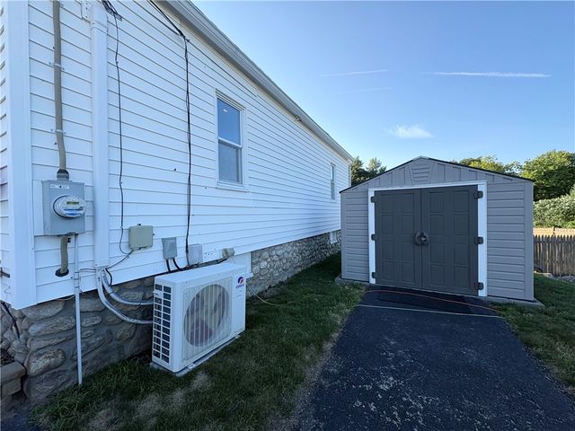 92 Irons Avenue, Johnston, RI 02919