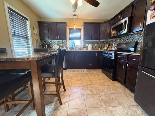 92 Irons Avenue, Johnston, RI 02919