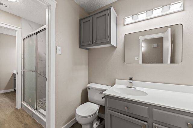 1517 Trinity View Street, Irving, TX 75060