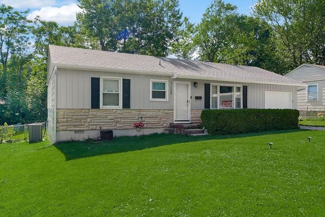 7122 Maple Street, Overland Park, KS 66204