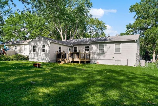 7122 Maple Street, Overland Park, KS 66204
