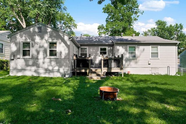 7122 Maple Street, Overland Park, KS 66204