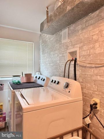 406 MEMORIAL AVE, Gloucester City, NJ 08030