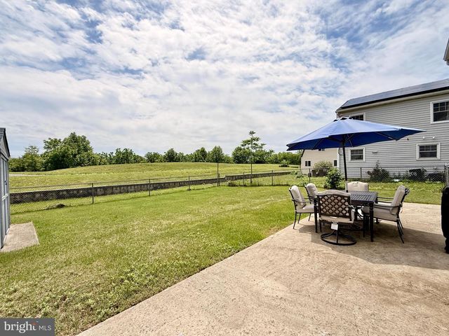 406 MEMORIAL AVE, Gloucester City, NJ 08030