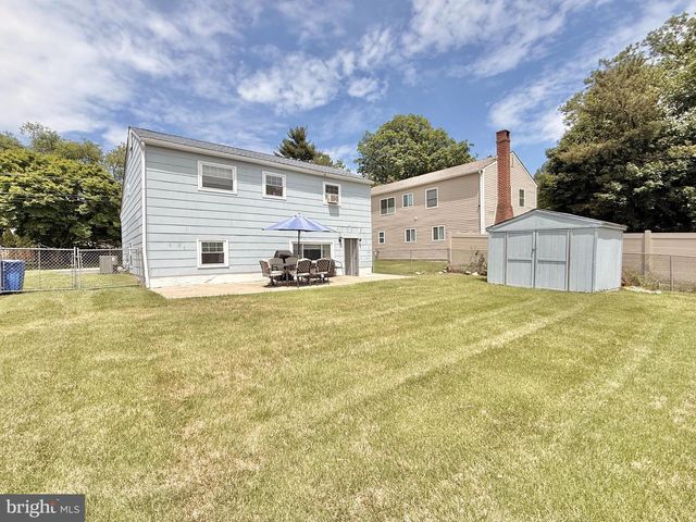 406 MEMORIAL AVE, Gloucester City, NJ 08030