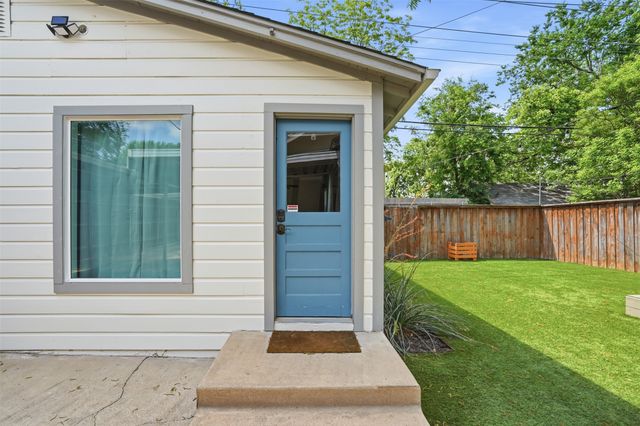 5333 El Campo Avenue, Fort Worth, TX 76107