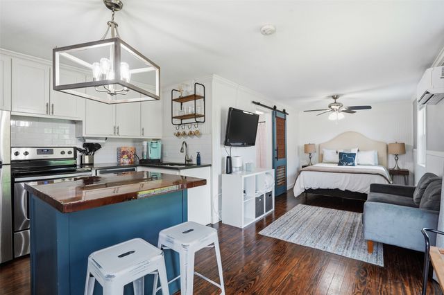 5333 El Campo Avenue, Fort Worth, TX 76107