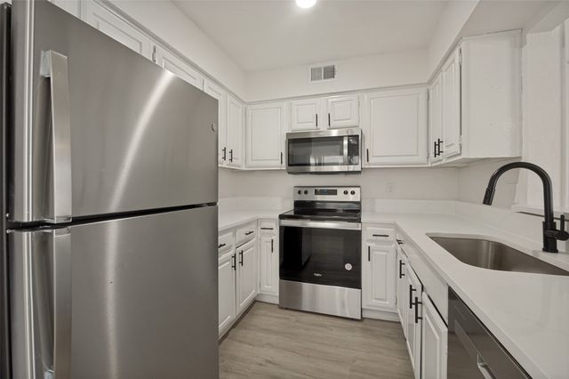 2312 Sherry Street, Arlington, TX 76014