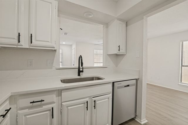 2312 Sherry Street, Arlington, TX 76014